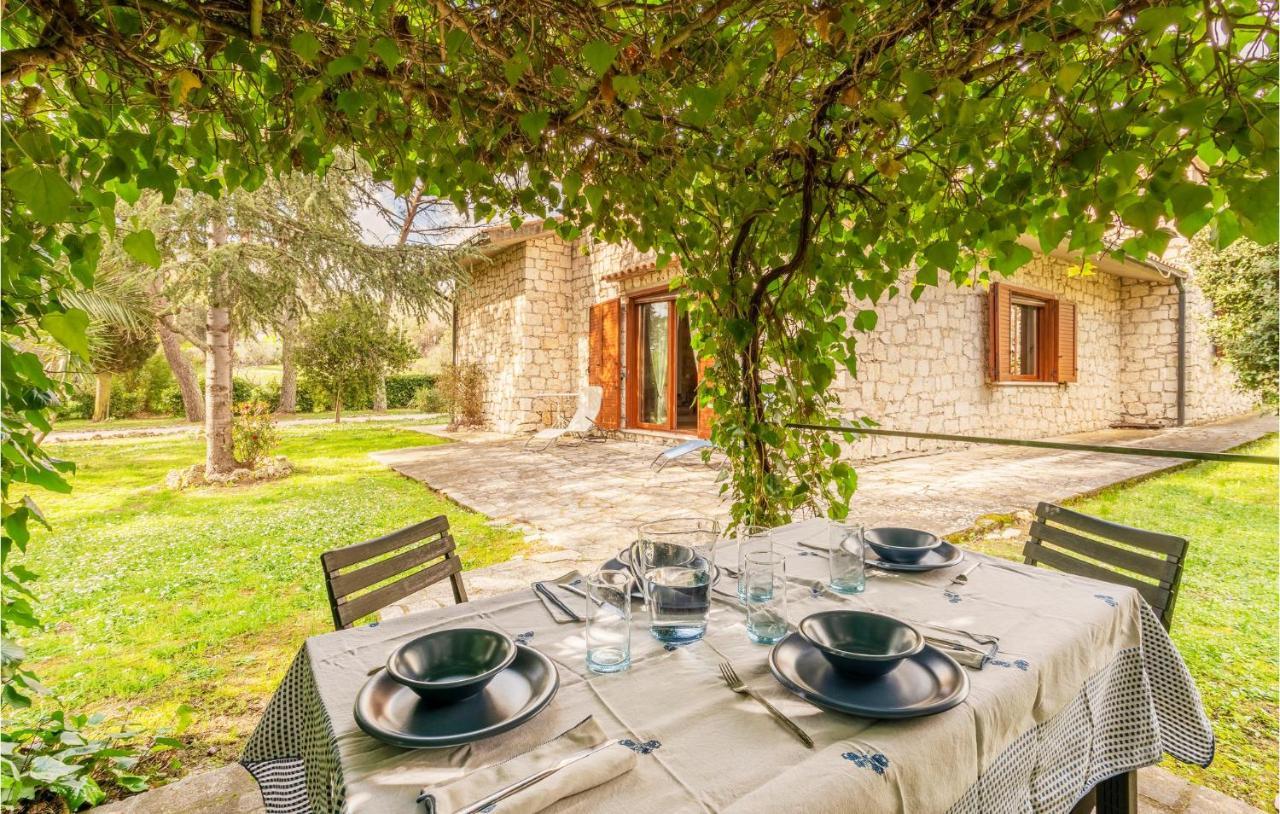 Amazing Home In Saturnia With Wifi Екстер'єр фото