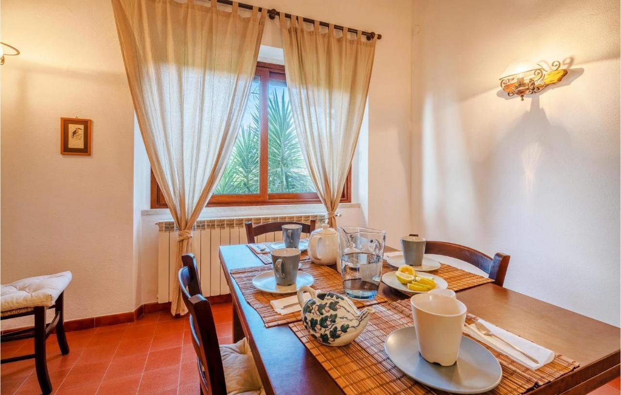 Amazing Home In Saturnia With Wifi Екстер'єр фото