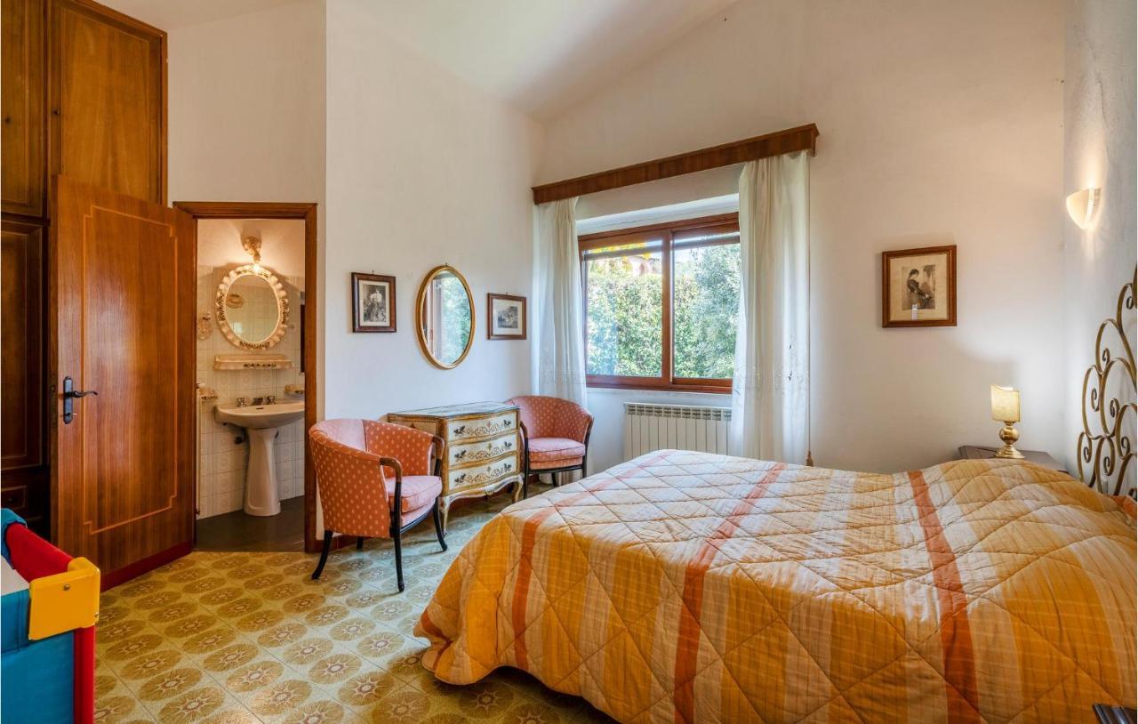 Amazing Home In Saturnia With Wifi Екстер'єр фото