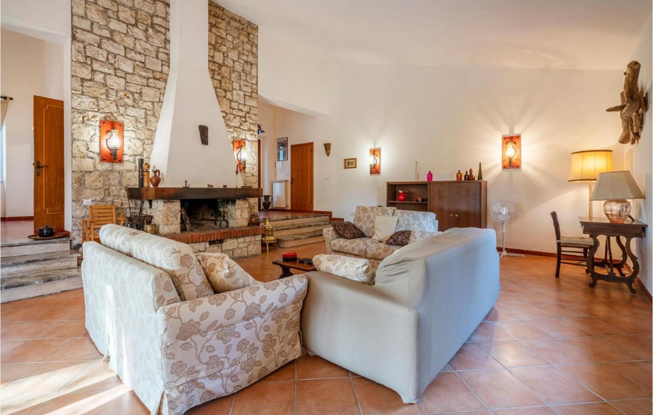 Amazing Home In Saturnia With Wifi Екстер'єр фото