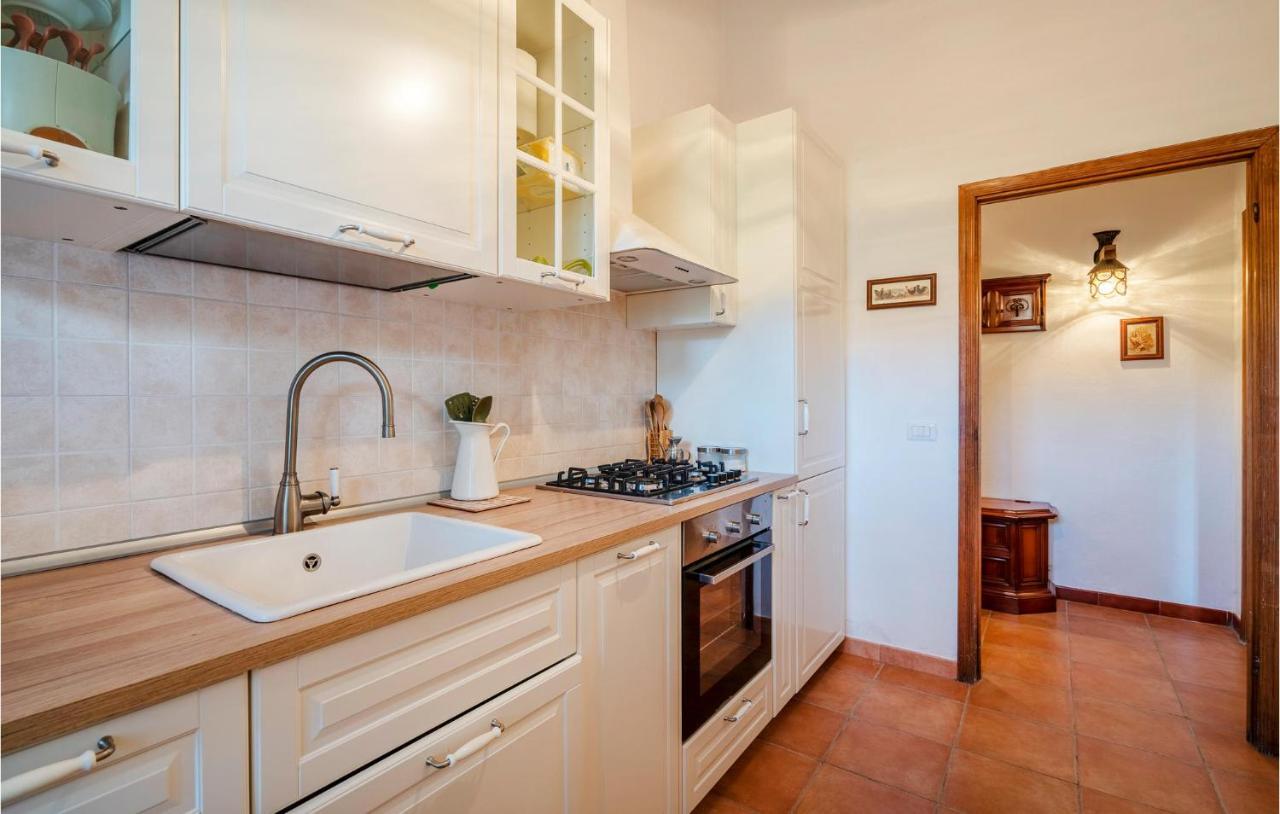 Amazing Home In Saturnia With Wifi Екстер'єр фото